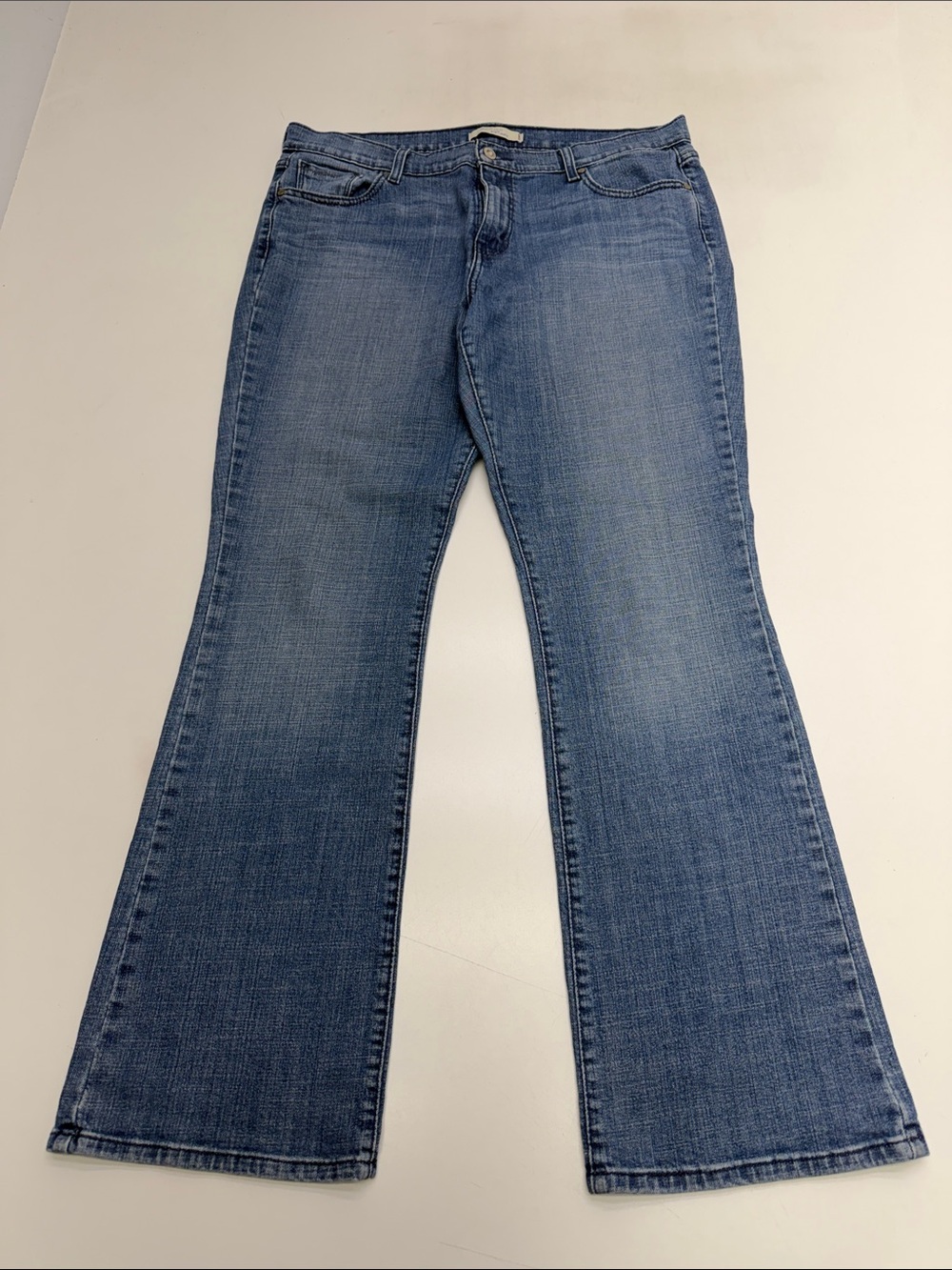 LEVI’S 515 Women’s 16 Long BOOTCUT Blue Jeans